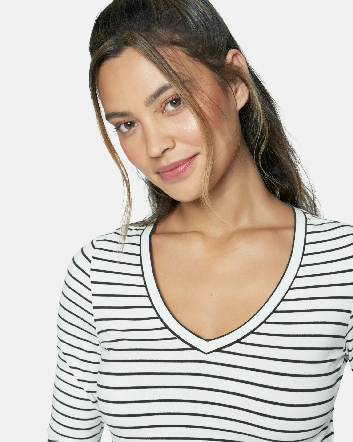 SOPHIE FITTED TEE 5 SOPHIE FITTED TEE - Image 4