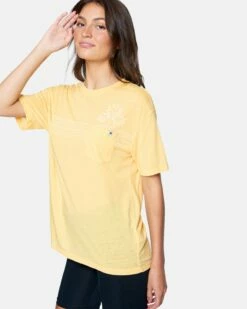 Moop Boyfriend Pocket Tee -HURLEY Sales 3hs1610234 cornsilk 3