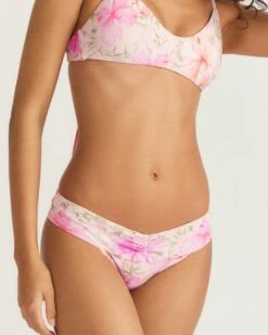 LoveShackFancy X Hurley - Hibiscus Cheeky Reversible Hipster Bikini Bottom 18 LoveShackFancy X Hurley - Hibiscus Cheeky Reversible Hipster Bikini Bottom -HURLEY Sales HLSFB100 HIBISCUS 3