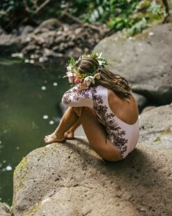 Max Hawaiian Lei Tie Back Surf Suit -HURLEY Sales HO1128 SEASHELL 03