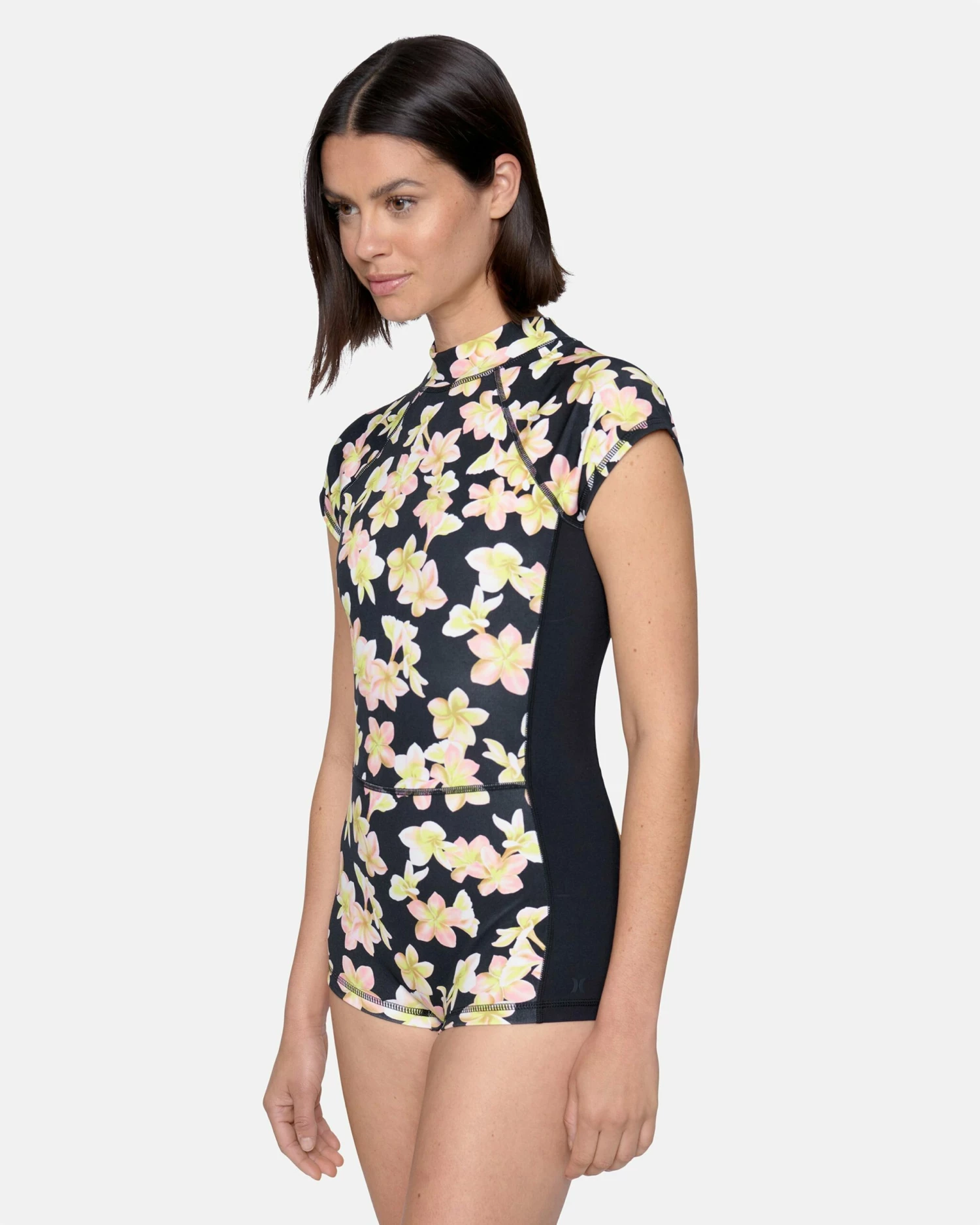 Max Plumeria Short Sleeve Surf Suit 6 Max Plumeria Short Sleeve Surf Suit - Image 4