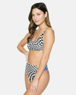 NASCAR REVERSIBLE SCOOP FRONT TOP -HURLEY Sales ht1276 black white 5