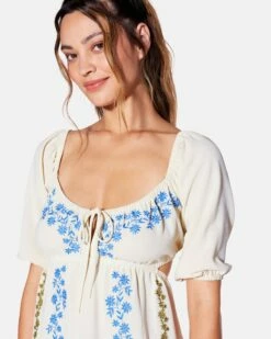 Brittany Embroidered Dress -HURLEY Sales hu037d3 white 4